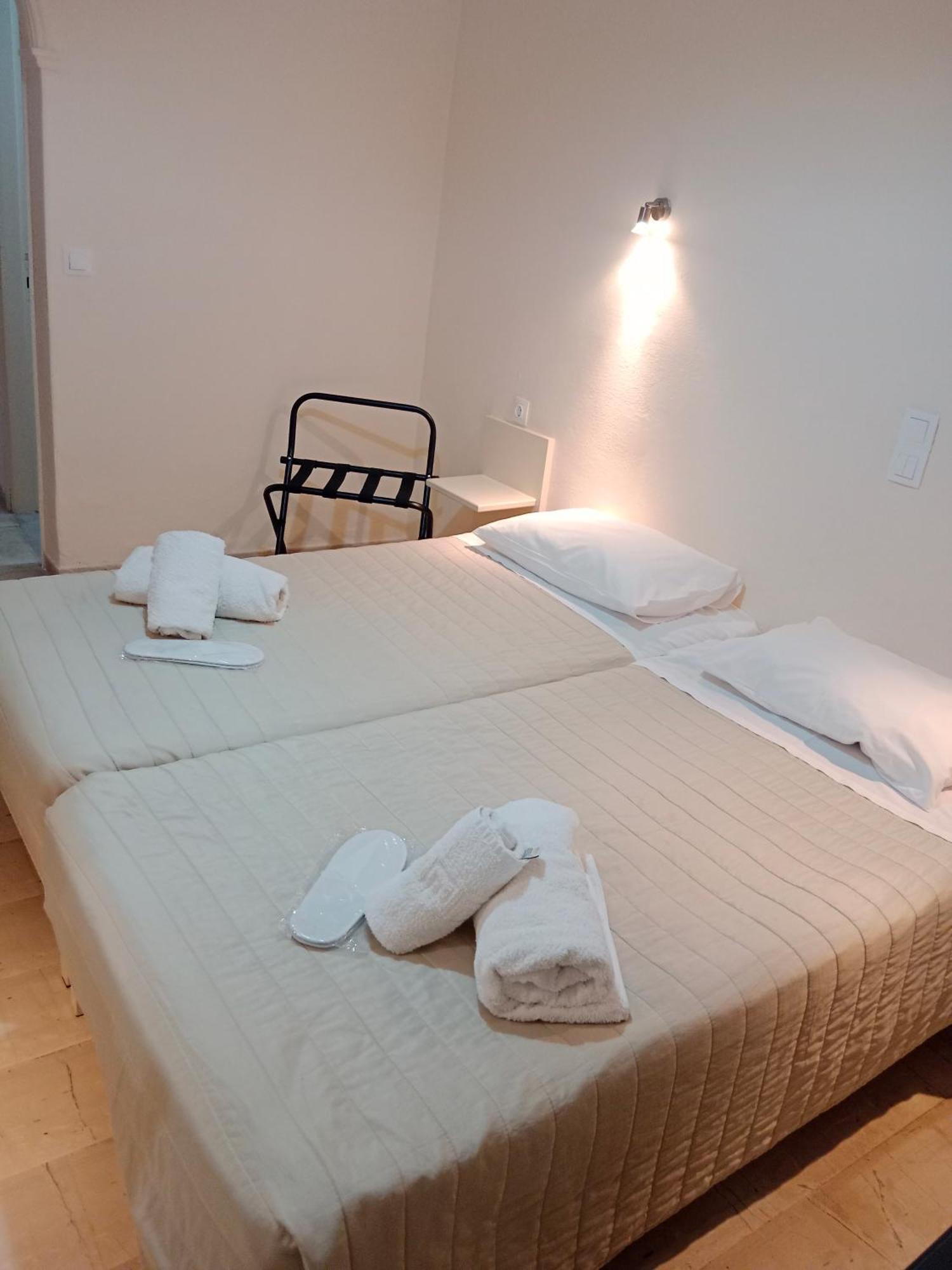 Aristides Studios Perama  Extérieur photo